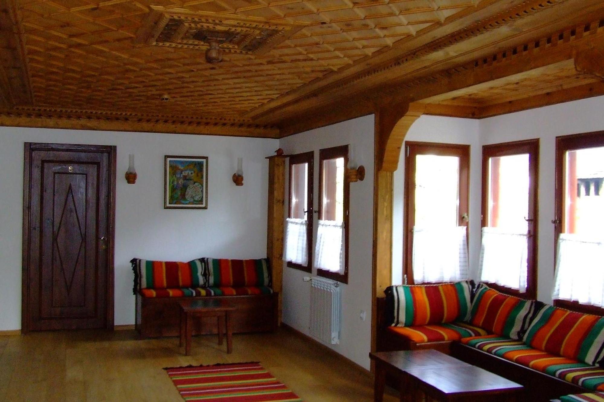 Complex Kosovo Houses Exterior foto